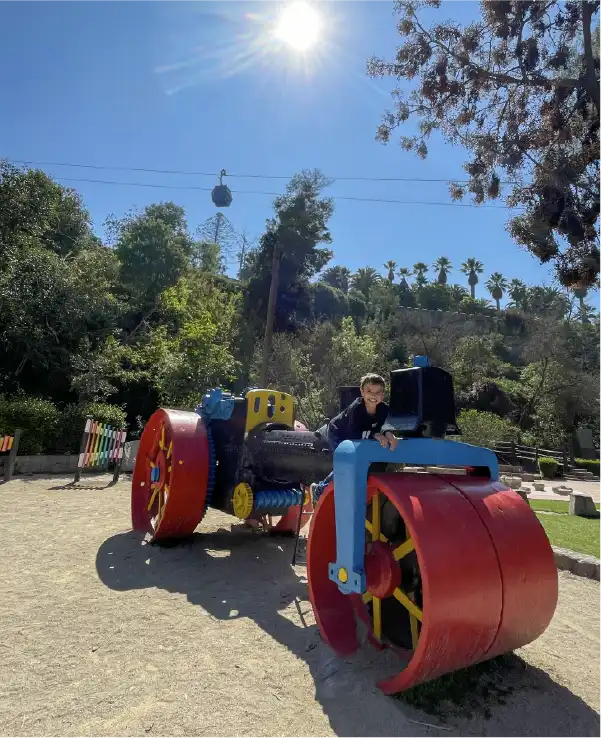 plaza-gabriela-mistral